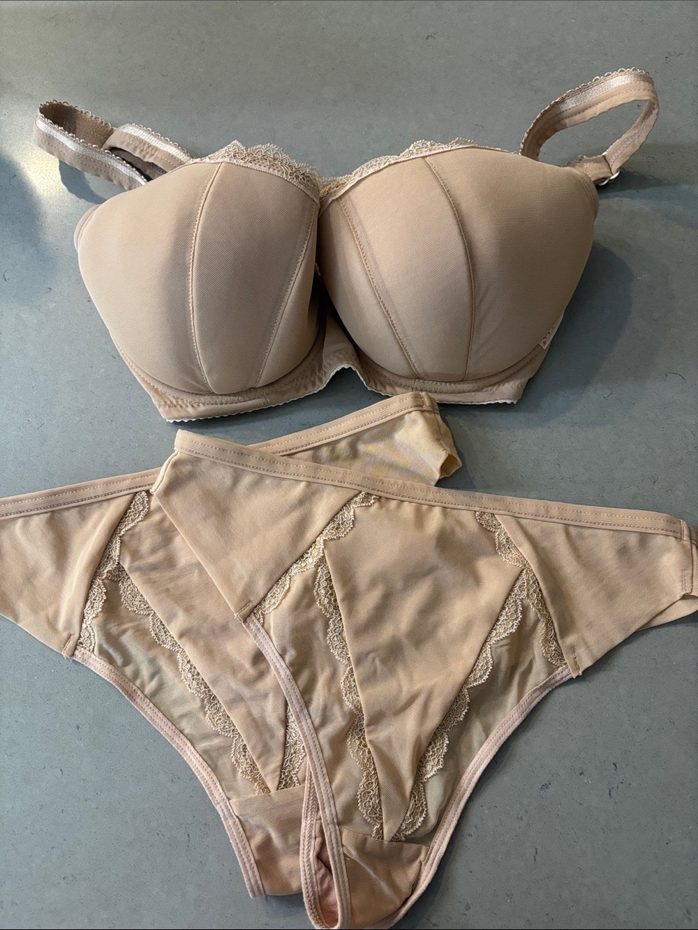 Ewa Michalek CHP bra 70G + 2 panties S